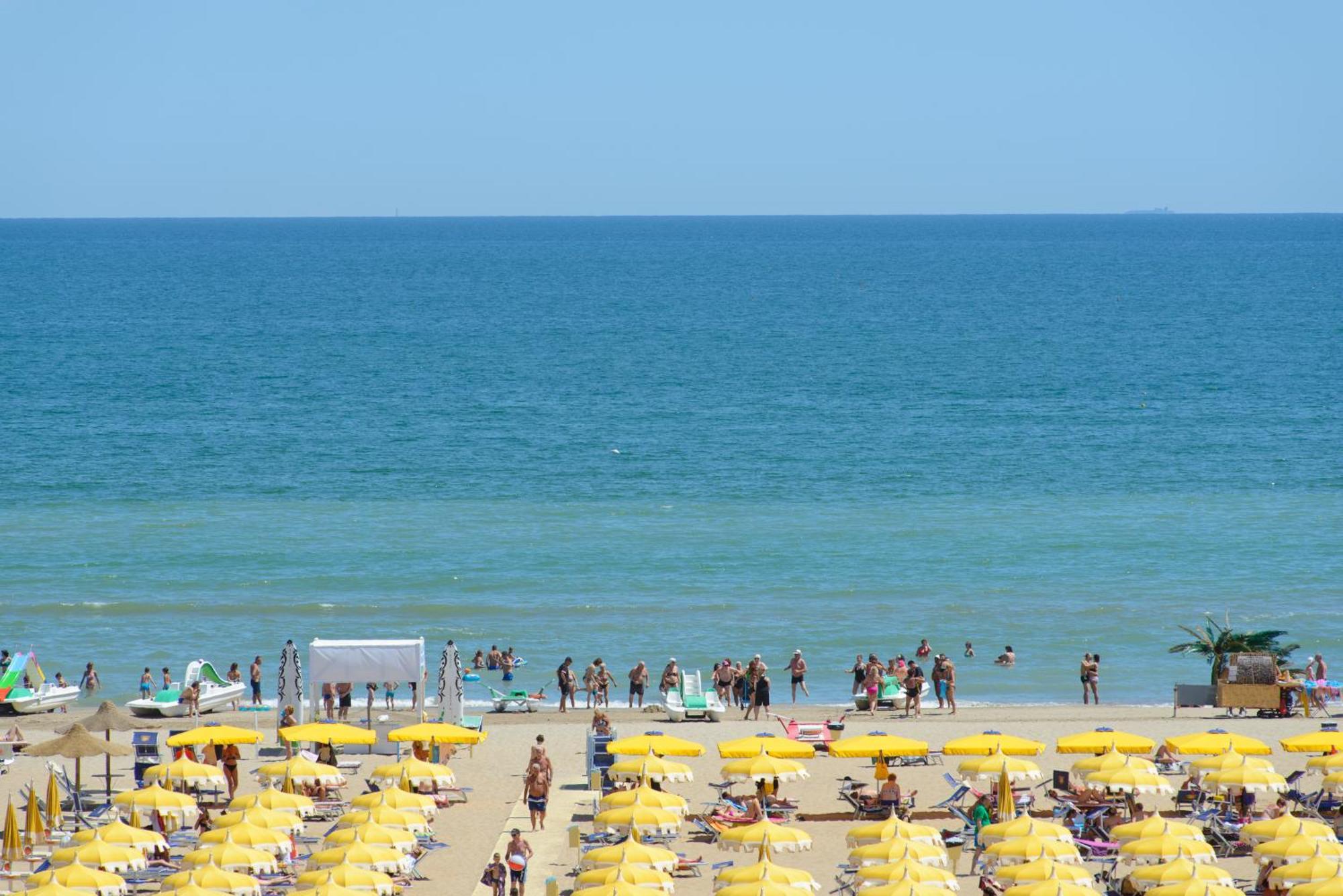 Hotel Nuova Medusa Rimini Eksteriør bilde